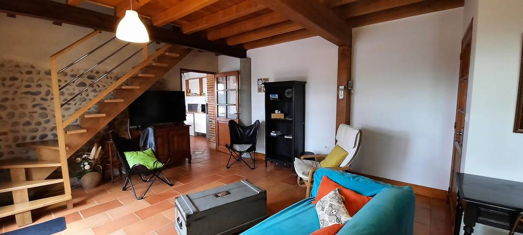 Gîte pour 5 personnes, avec terrasse ainsi que piscine et jardin à Mazères - 3