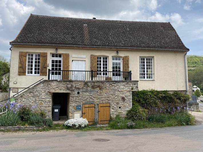 Gîte pour 4 personnes, avec terrasse à Paris-l'Hôpital