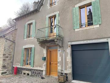 Gîte pour 8 personnes, avec jardin et balcon à Marchastel