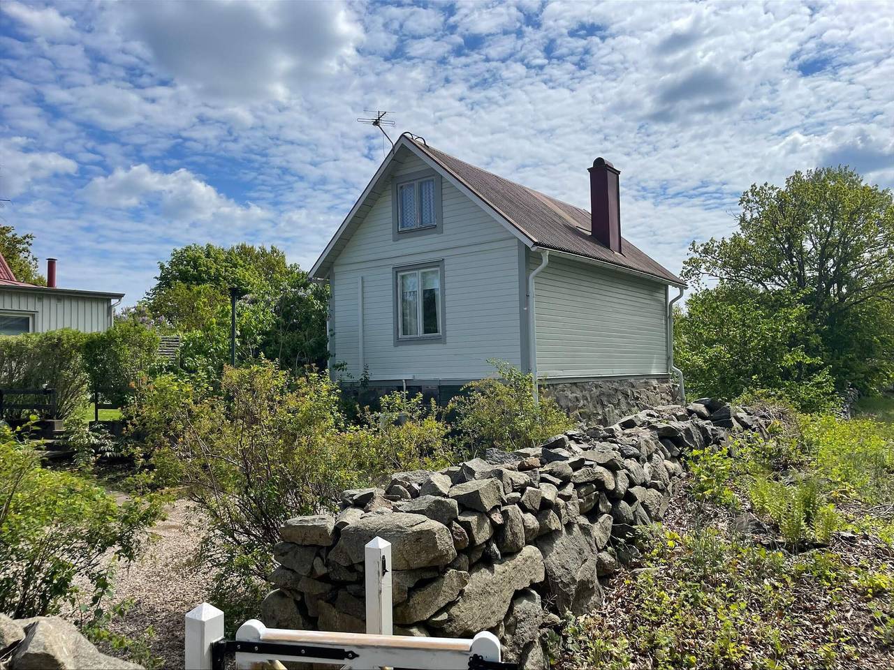 Mysig skärgårdsstuga i Ronneby in Ronnebyhamn, Svenska Östersjön