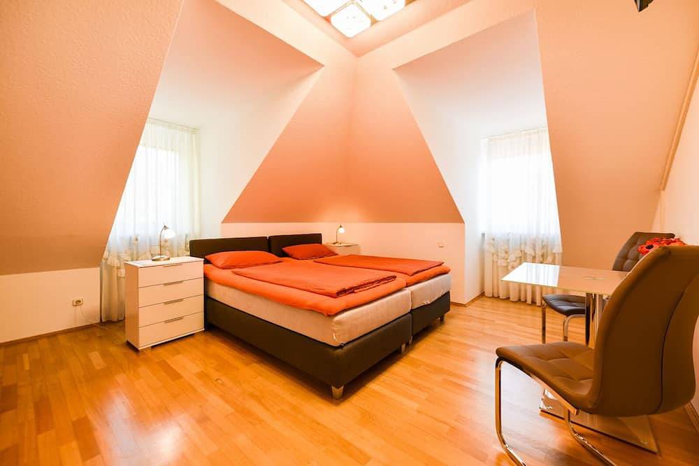 Ganze Wohnung, Modernes wohnen, im Norden Bayreuth`s in Frankenalb