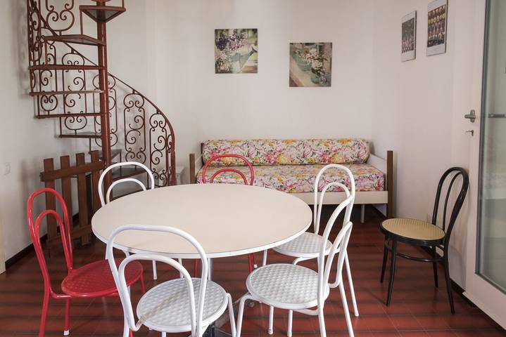 Apartamento entero, Apartamento de vacaciones para 6 personas con jardín in Marcelli, Numana