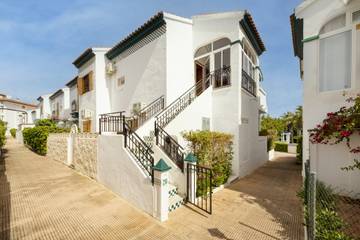 Bungalow für 4 Personen in La Mata, Costa Blanca, Bild 1