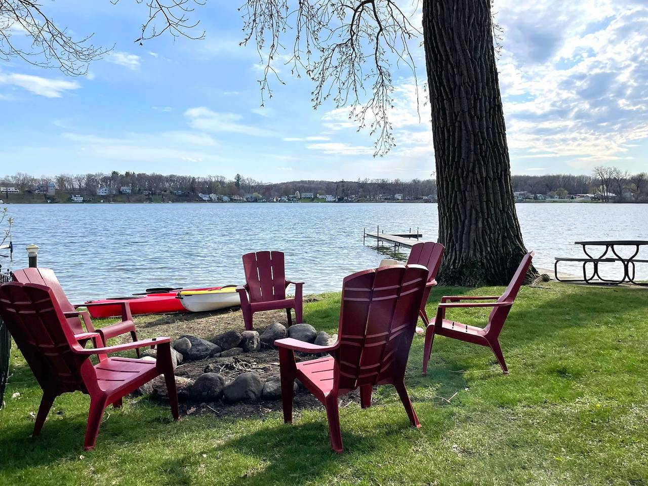 Lake House | Shallow Sandy | Kayaks | Family Fun in LaGrange County