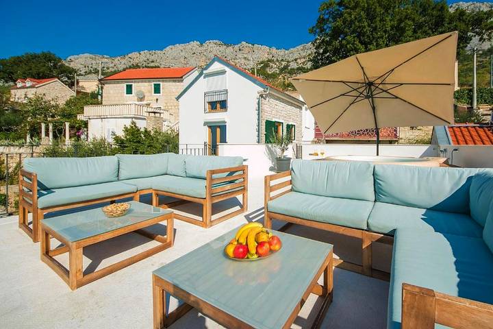 Ferienwohnung für 3 Personen, mit Garten und Whirlpool in Brela - 4