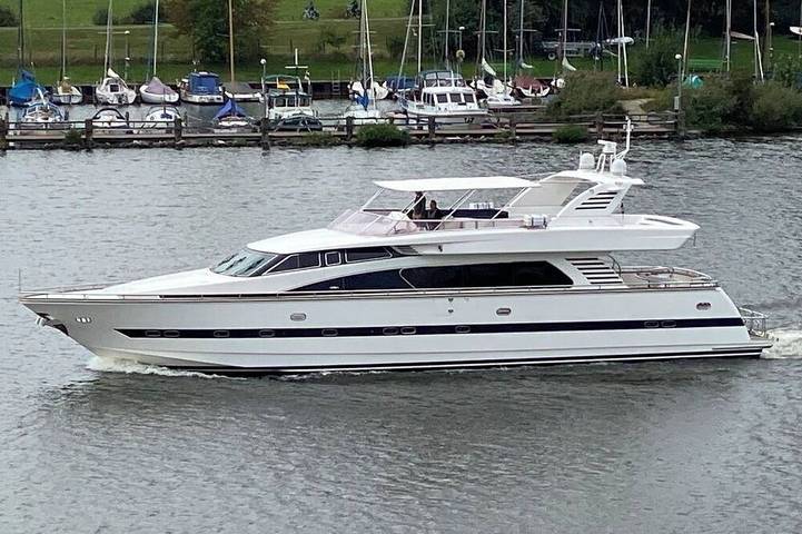 Hausboot für 8 Personen, mit Balkon und Whirlpool - 1