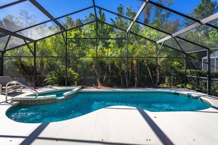 Chalet para 10 personas, con piscina - 1