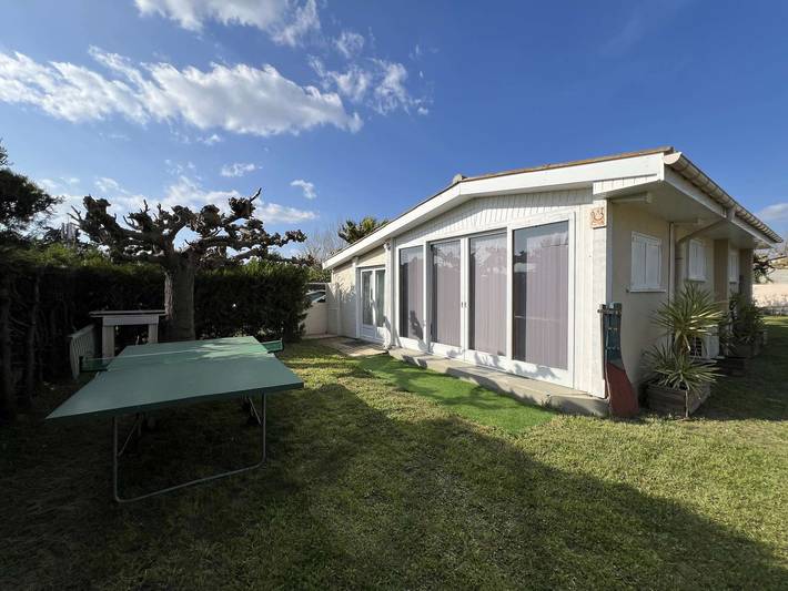 Location de vacances pour 6 personnes, avec jardin, animaux acceptés à Sérignan