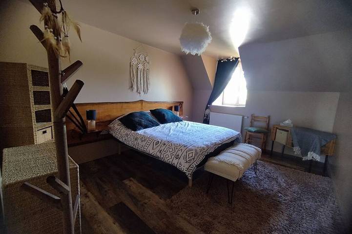 Location de vacances pour 15 personnes, avec jardin et terrasse à La Chaise-Baudouin - 3