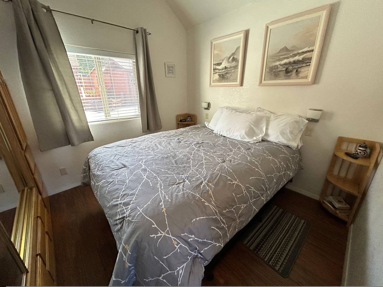 Entire apartment, Oceanfront Cabin 9 with Jacuzzi &  Awesome Views in Del Norte County