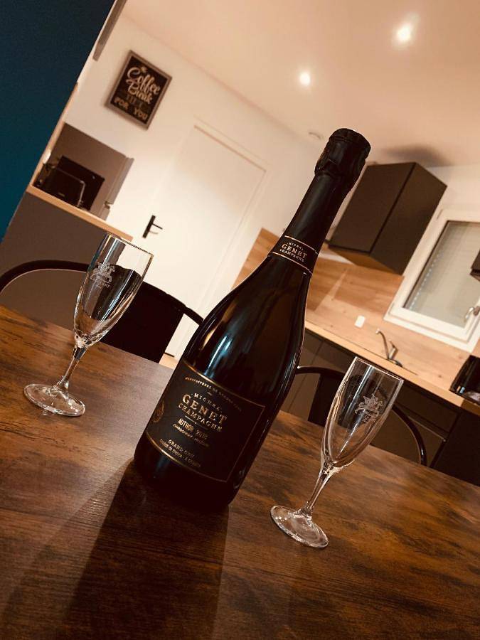 Location de vacances pour 6 personnes, avec vue et jardin à Auménancourt - 2