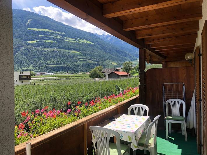 Hütte für 4 Personen, mit Ausblick und Garten sowie Terrasse im Vinschgau - 3