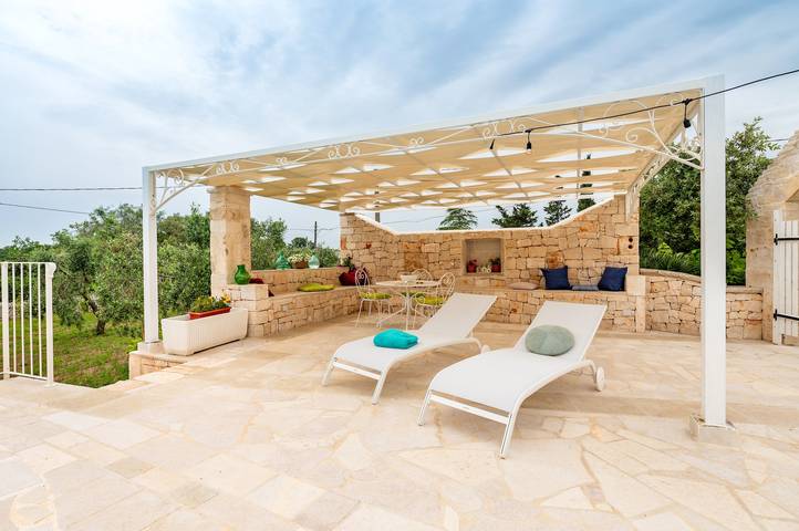 Appartamento "Masseria Carperi" con piscina privata e Wi-Fi in Cisternino, Salento
