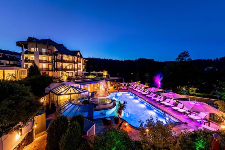 Ferienanlage, mit Whirlpool und Terrasse sowie Garten und Pool in Bad Sachsa