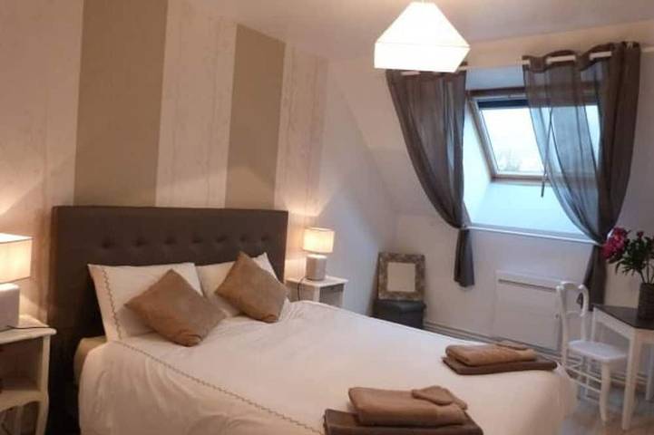 Gîte pour 10 personnes, avec jardin