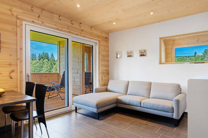Ferienhaus für 4 Personen, mit Balkon und Whirlpool in Grafenhausen - 2