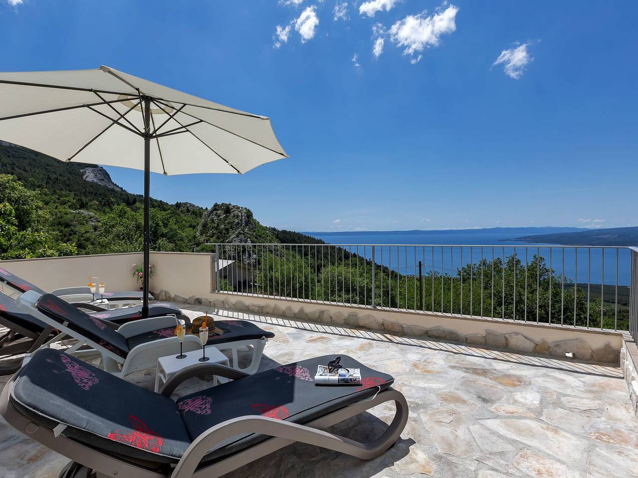 Marta Bast in Baska Voda, Makarska Riviera