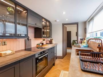 Log Cabin for 4 People in Stratford upon Avon, Heart of England, Photo 2