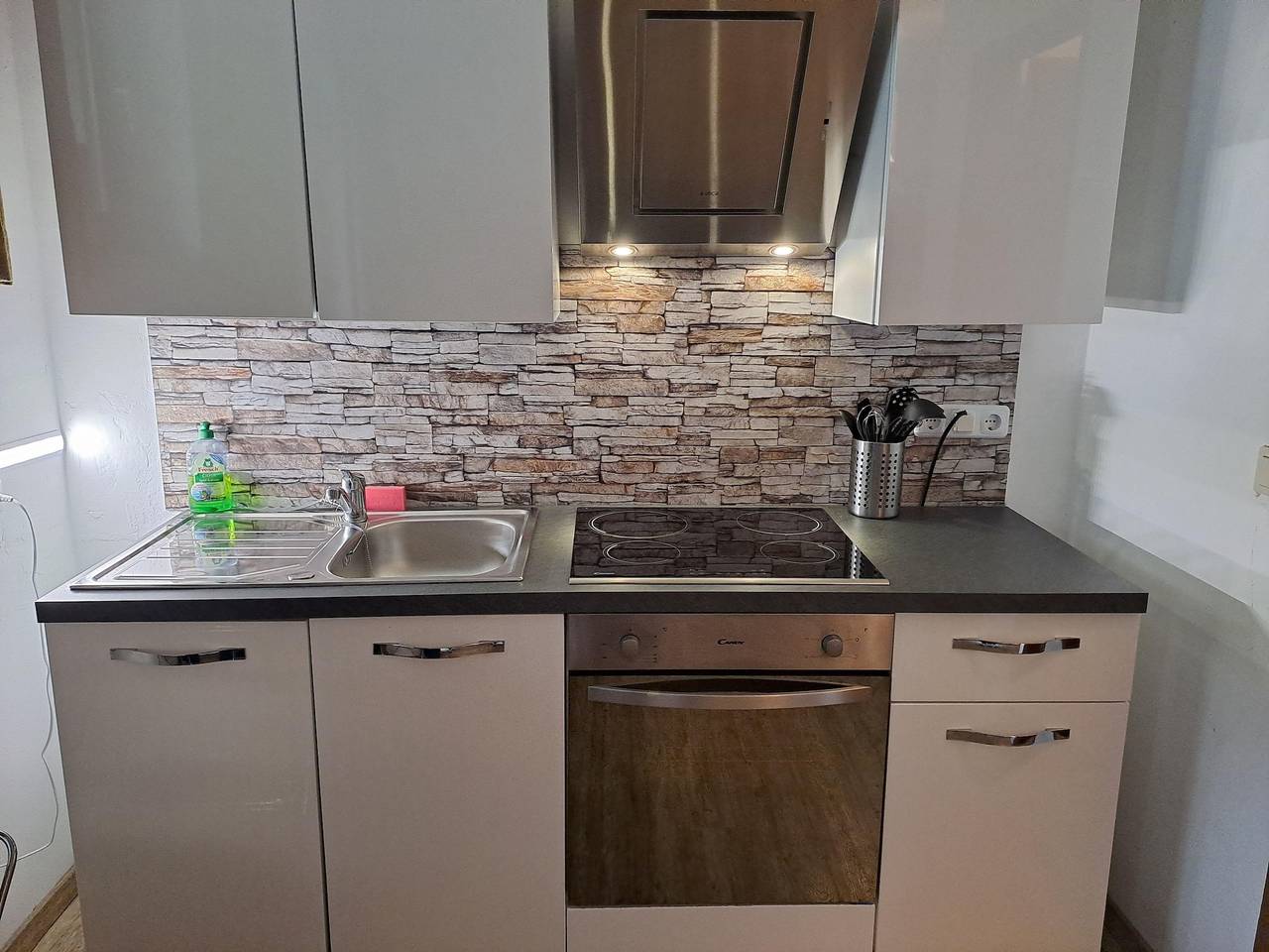Ganze Ferienwohnung, Appartements Kubisko Wg 1 in Keutschach am See, Klagenfurt-Villach