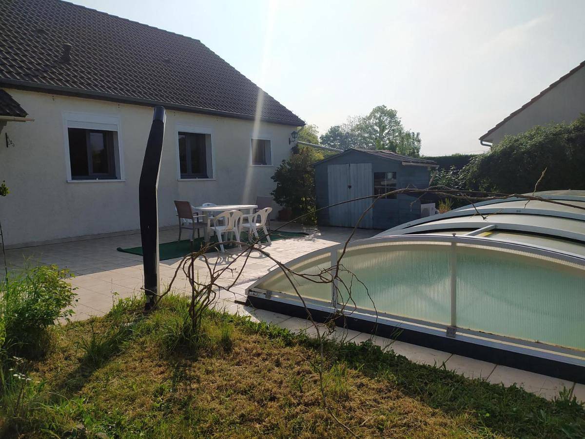 Four-Bedroom House in Briare, Région de Montargis
