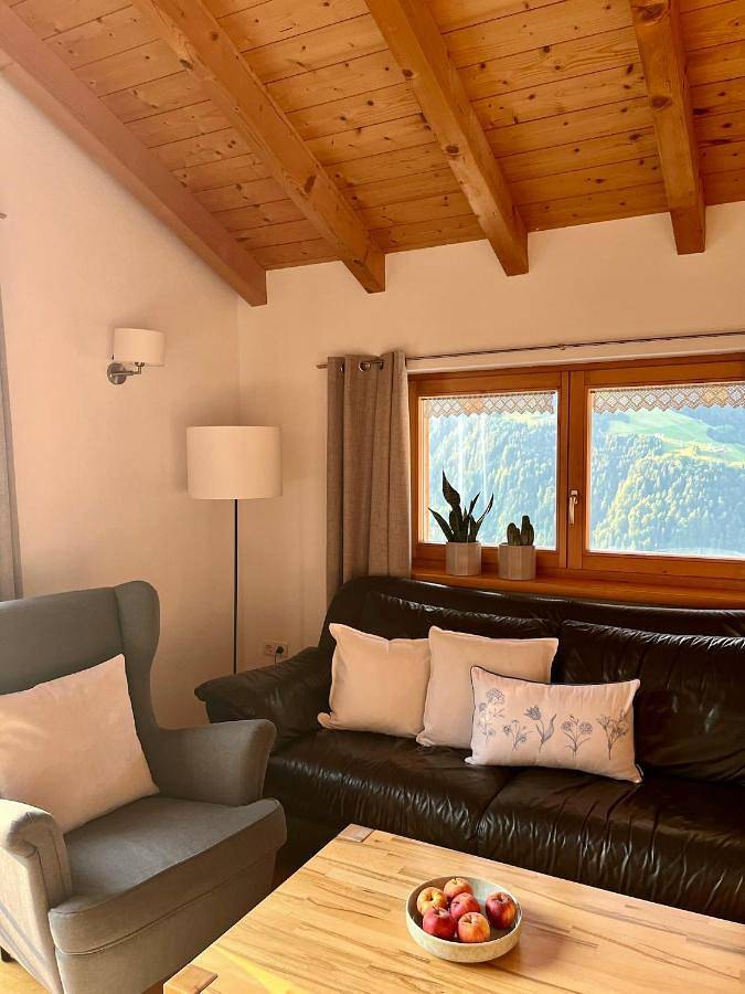 Ferienwohnung für 5 Personen, mit Balkon und Garten sowie Ausblick in Fontanella - 2