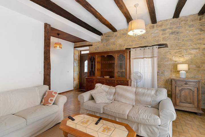 Casa vacacional 'Les Coquelicots' con terraza privada y Wi-Fi in Saint-Cyprien (Aquitaine), Périgord Noir