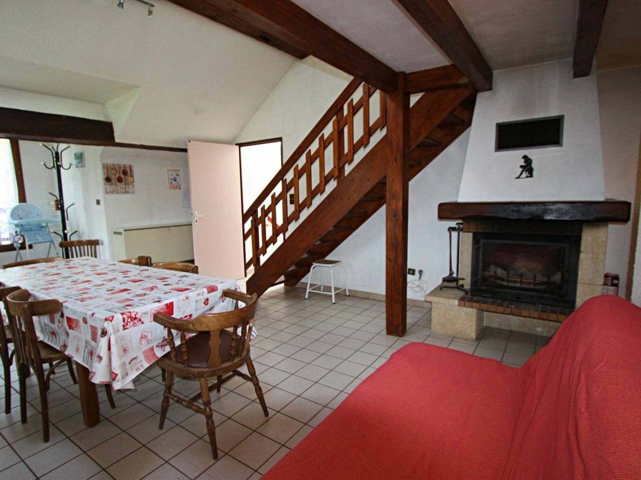 Gîte rénové, nature et jeux près du Val d'Ajol, 3 ch, 2 sdb, Wifi, équipements bébé, proche ski in Girmont-Val-d'Ajol, Parc naturel régional des Ballons des Vosges