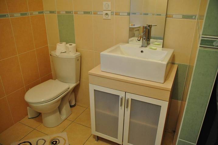 Location de vacances pour 4 personnes, avec bassin pour enfant ainsi que jardin et vue à Lamastre - 4