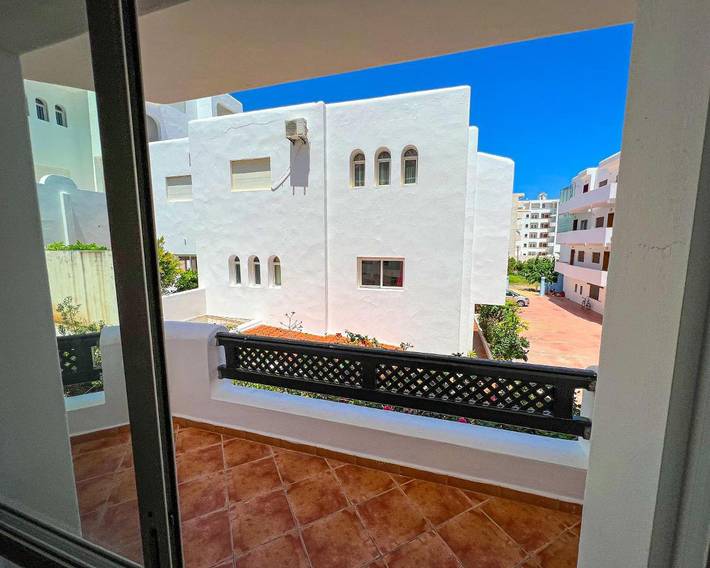 Gîte pour 7 personnes, avec jardin et vue ainsi que piscine et balcon dans Oued Laou - 4