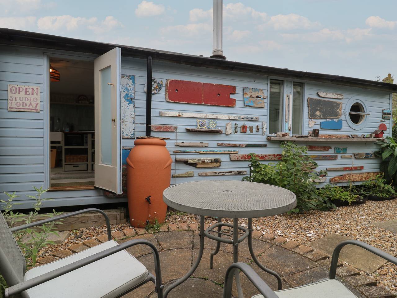 The Artist's Cabin By The Sea in Herne Bay, Kent