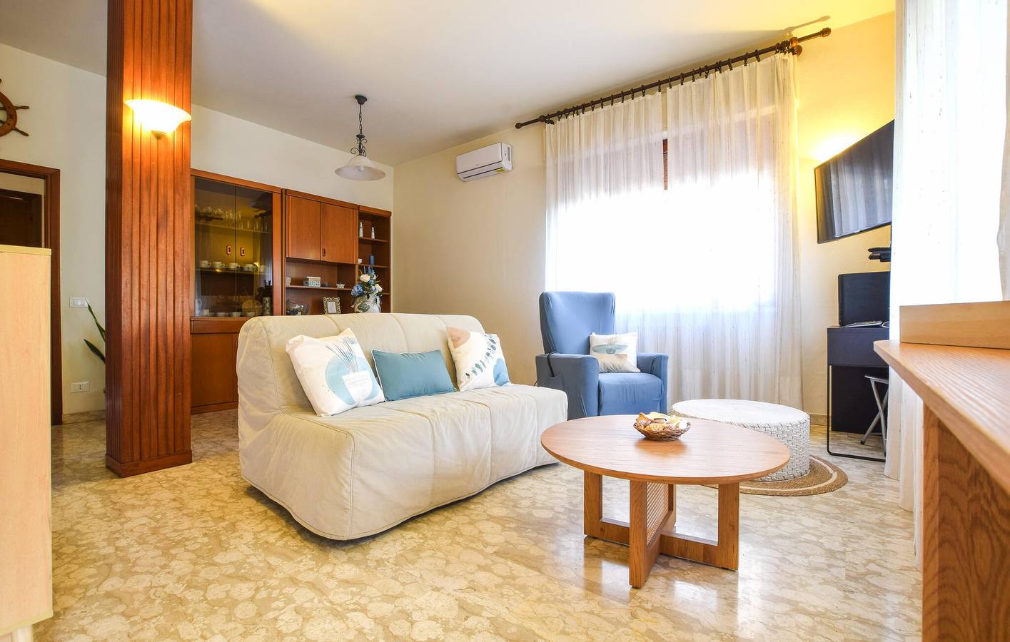 Incantevole appartamento di 90 m² con giardino, Wi-Fi e parcheggio, a 800 m dai ristoranti in Forte dei Marmi, Riviera Toscana
