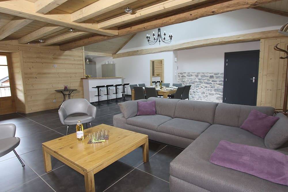 Apartamento entero, Entre El Lago Y Las Montañas: La Belle Etoile - Alquiler ★★★★ cerca del lago de Annecy in Faverges, Parque natural regional del Macizo de Bauges