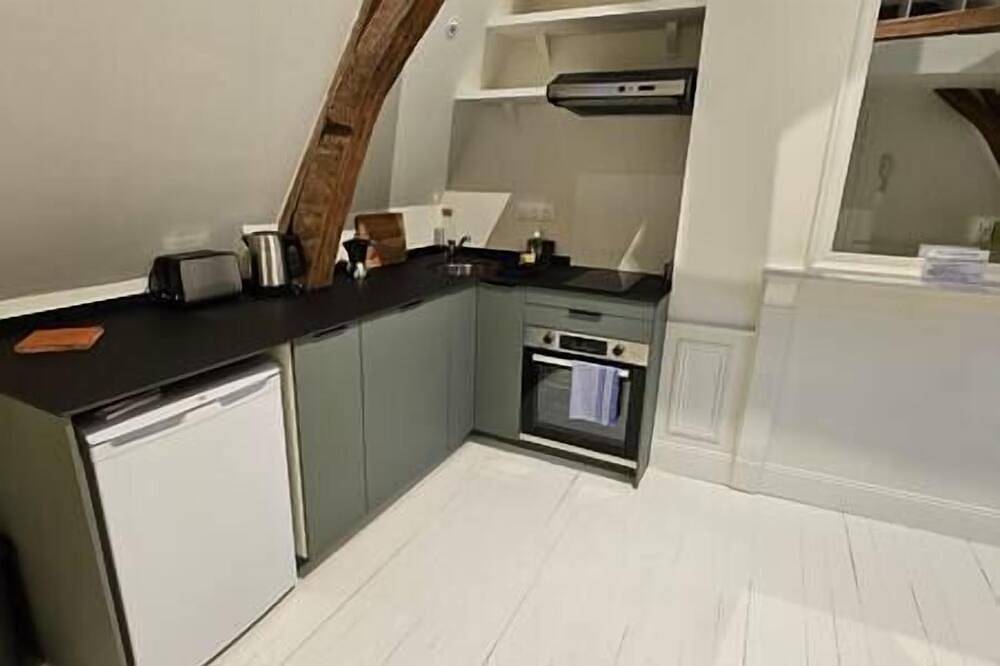Entire apartment, Vrbo Property in Arras, Arras region