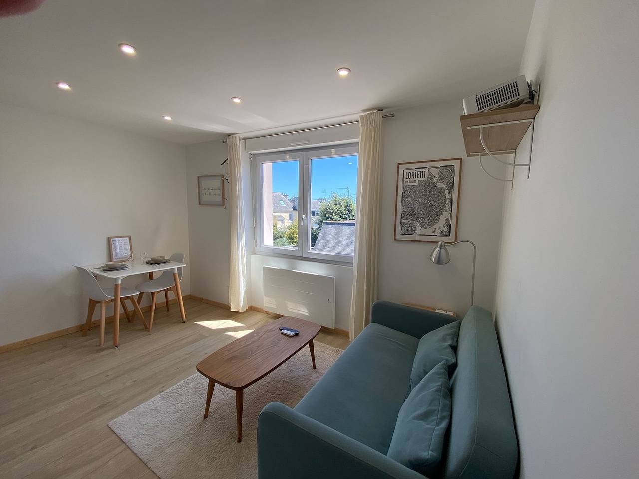 Appartement entier, Studio lumineux, centre-ville et plages Lorient in Lorient, Côte des Mégalithes