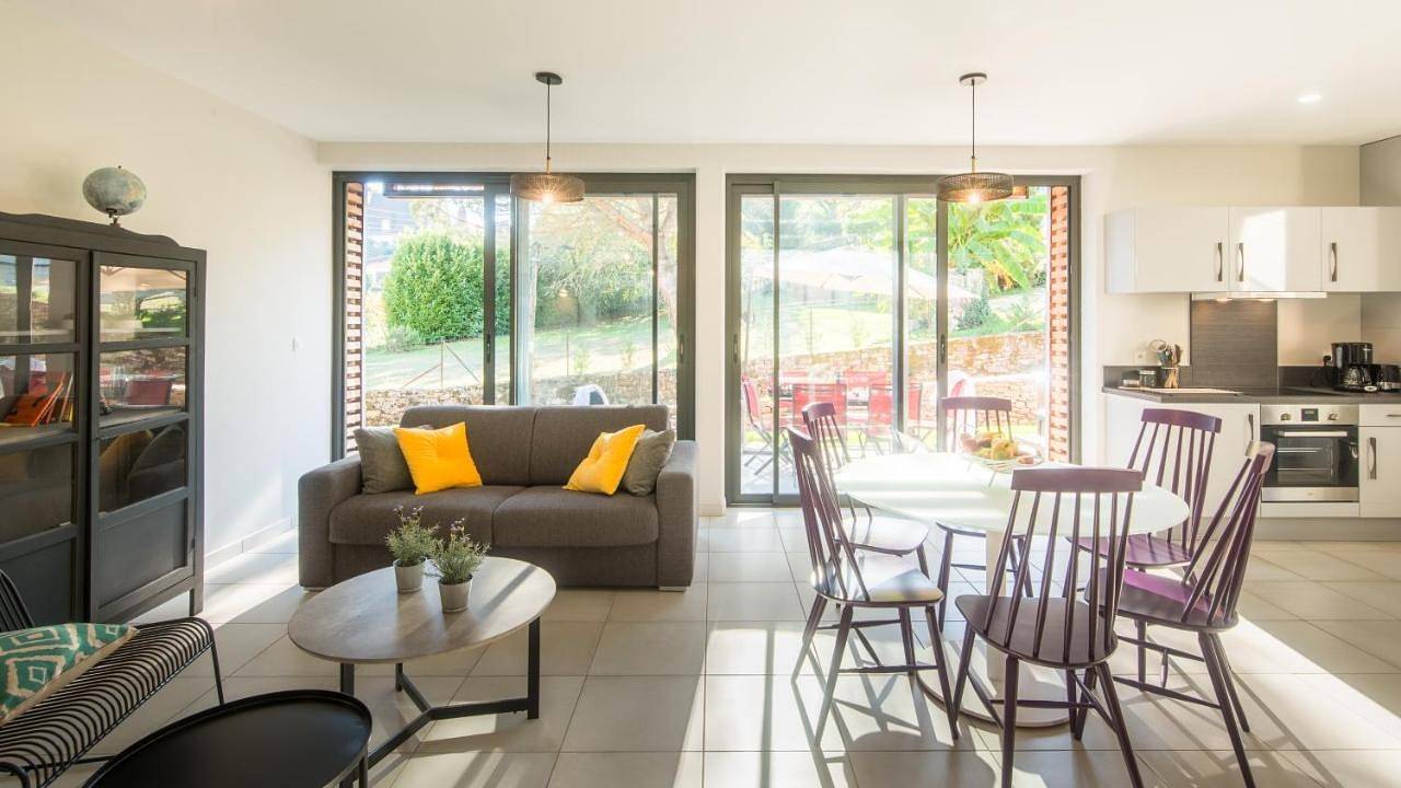 Three-Bedroom Villa in Sarlat-la-Canéda, Périgord Noir