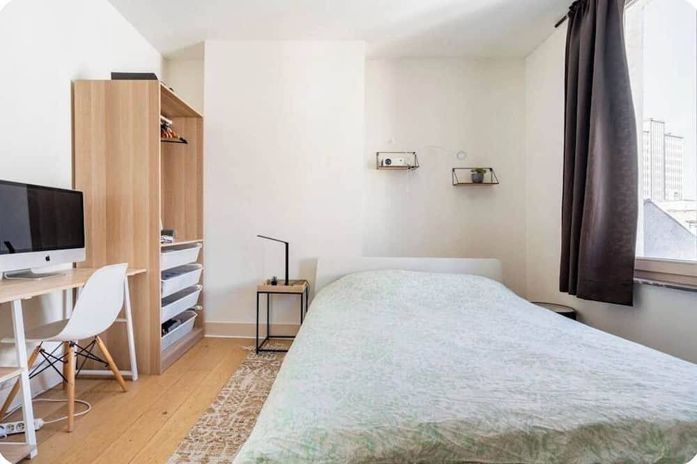 Entire apartment, Bright and spacious 2 bedroom apartment perfectly located in Brussels, Brussels region