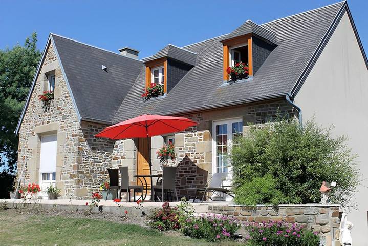 Cottage pour 2 personnes, avec jardin à Dragey-Ronthon