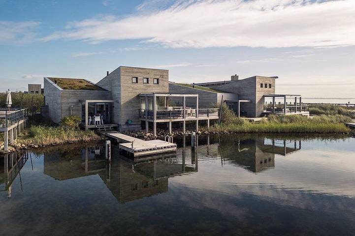 Ferienhaus für 4 Personen, mit Sauna und Terrasse sowie Whirlpool, mit Haustier
