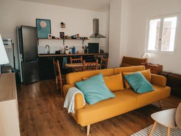 Gîte pour 4 personnes, avec balcon et vue à Saint-Génis-des-Fontaines