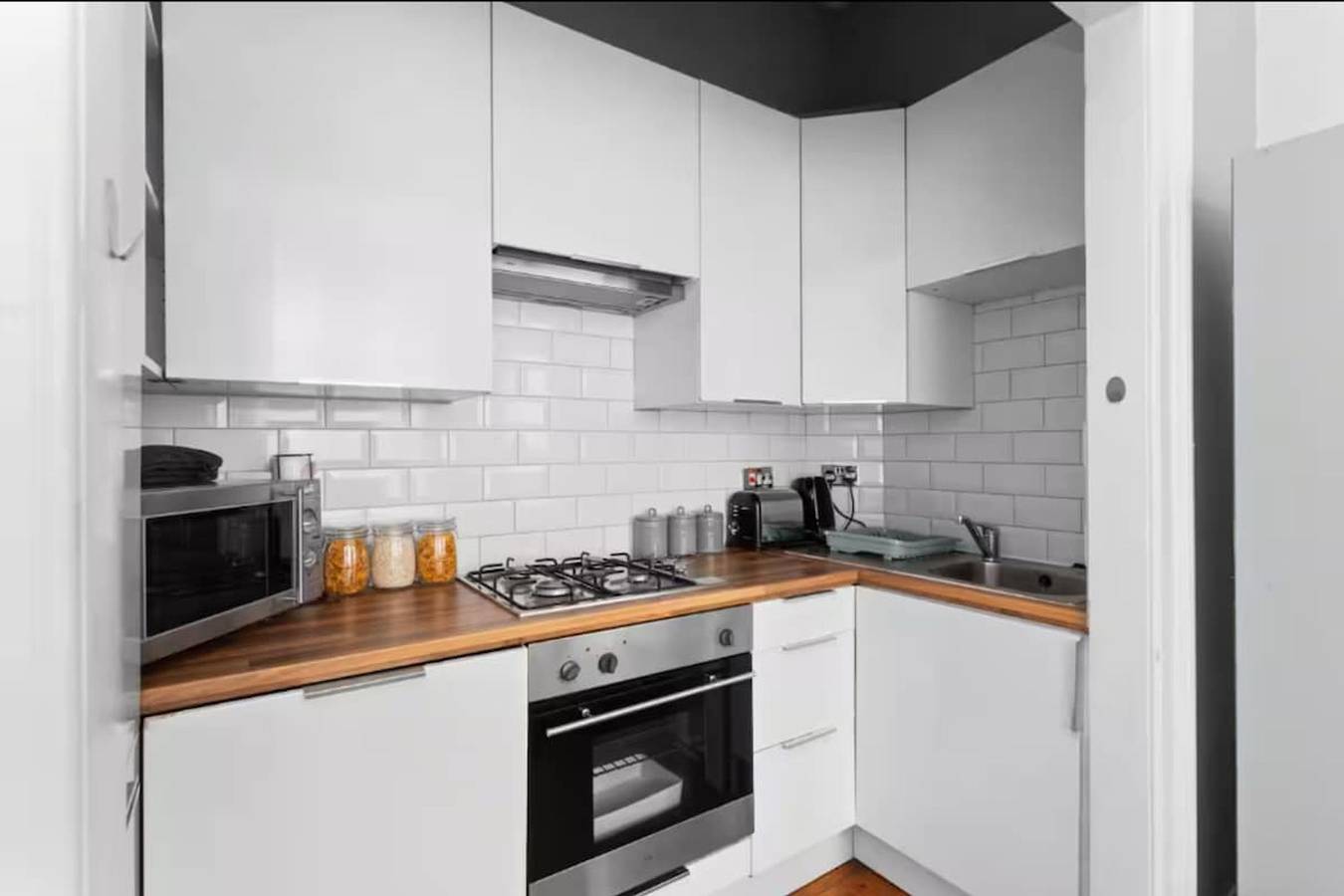 Apartamento entero, First Floor-2 Bedroom Apartment in Leith, Edimburgo