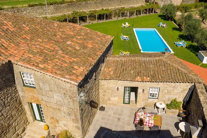 Casa de férias para 3 pessoas, com piscina infantil e jardim em Distrito da Guarda