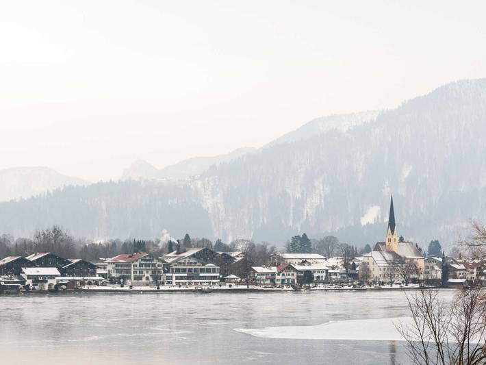 Ferienwohnung für 3 Personen, mit Balkon und Seeblick am Tegernsee - 2