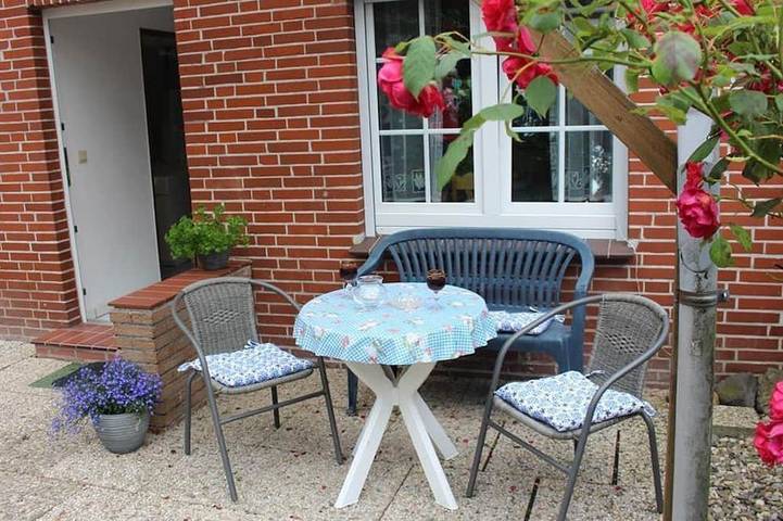 Ferienhaus für 3 Personen, mit Garten in Emden