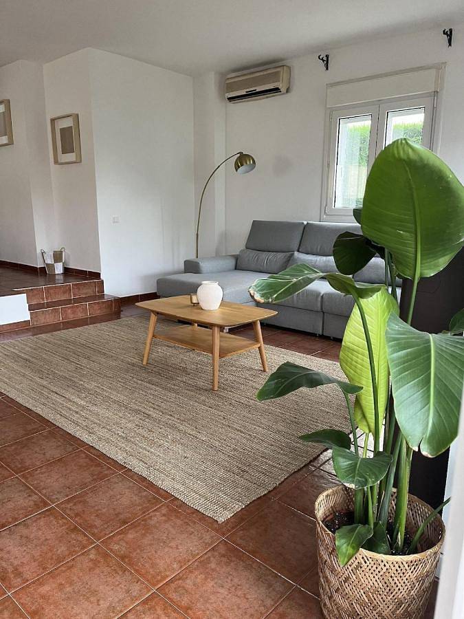 Casa de vacaciones para 6 personas, con piscina además de vistas y jardín, Se admiten mascotas - 1