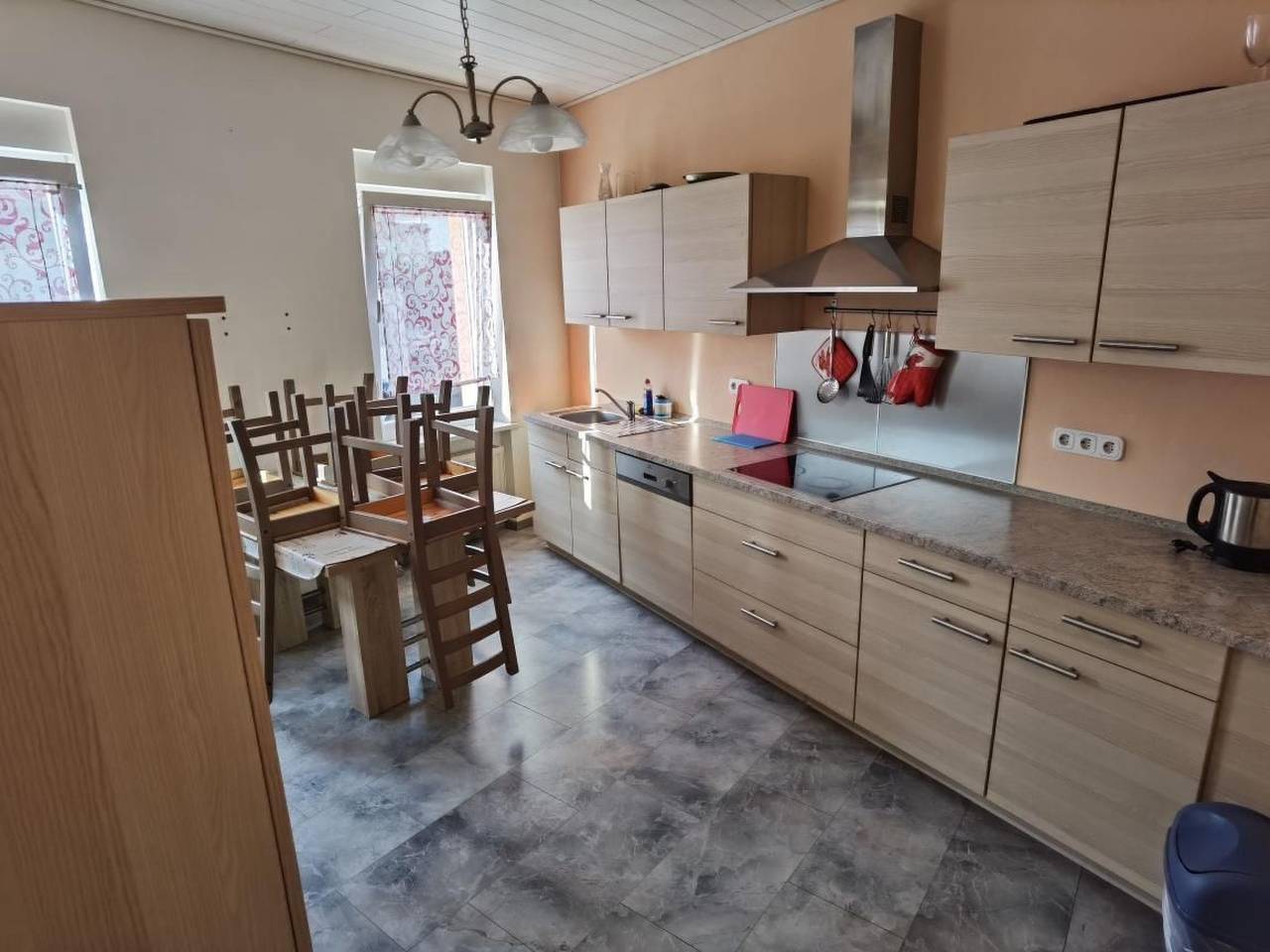 Geheel appartement, Gemütliche Ferienwohnung in Herrensohr mit Garten, Grill und Terrasse in Saarbrücken, Regio Saarbrücken