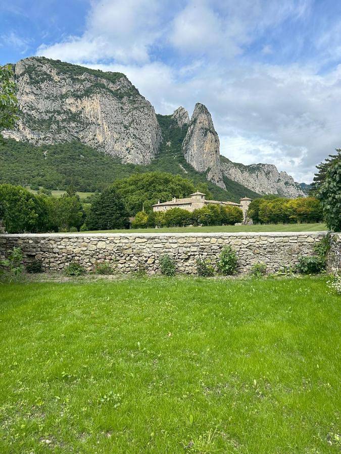 Location de vacances pour 6 personnes, avec vue et jardin à Saou - 4