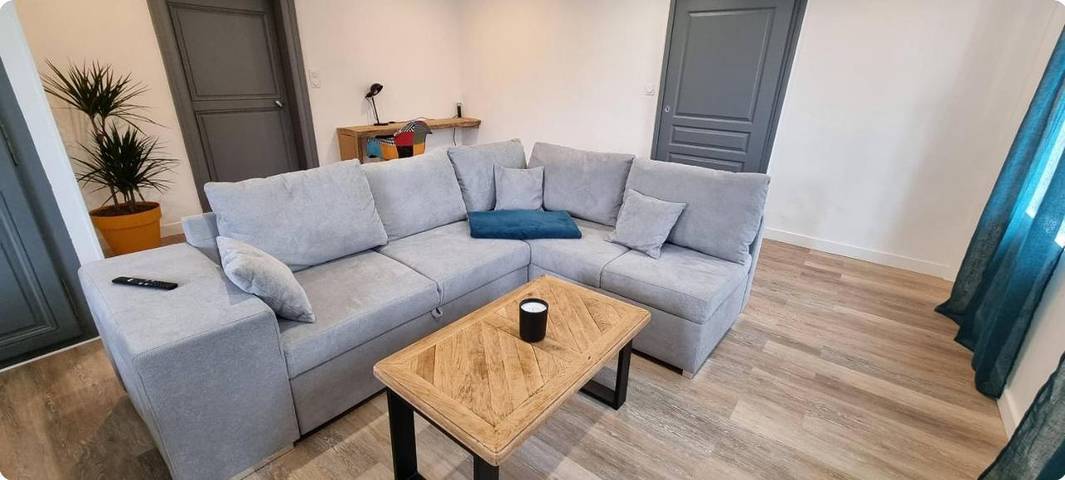 Location de vacances pour 6 personnes, avec Jacuzzi ainsi que Terrasse et Jardin dans Vaudes