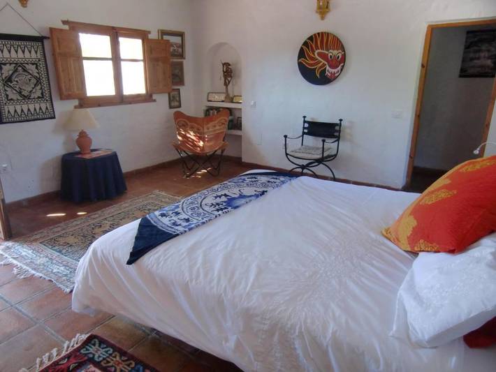 Location de vacances pour 2 personnes, avec terrasse et piscine ainsi que vue et jardin à Jimena de la Frontera - 4