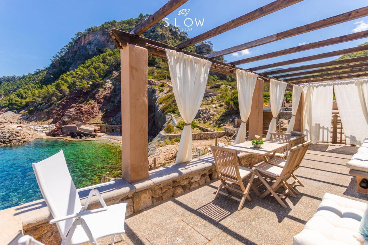 Cala Estellencs Beach House by Slow Villas in Cala d'Estellencs (Estellencs), Estellencs