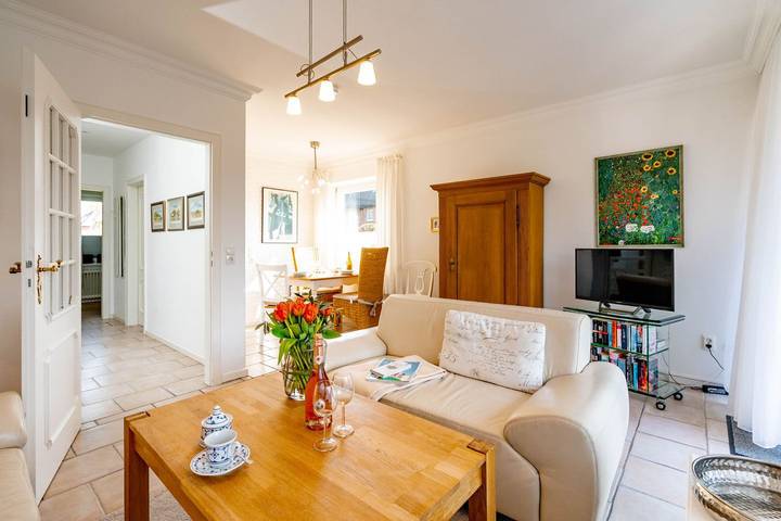 Ganze Wohnung, Herzlich Willkommen im 3-Zimmer-Ferienappartement "Theresa" in Nordfriesische Inseln (Schleswig-Holstein) (Schleswig-Holstein), Wenningstedt